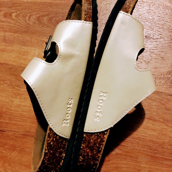 Roots sandals size 7 - Picture 4 of 8